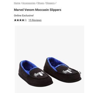 NWT Venom Spider-Man Moccasin style slippers